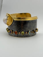 Load image into Gallery viewer, Freshwater Pearl Cuff - WOW!
